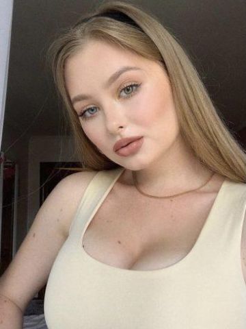Проститутка Адель
